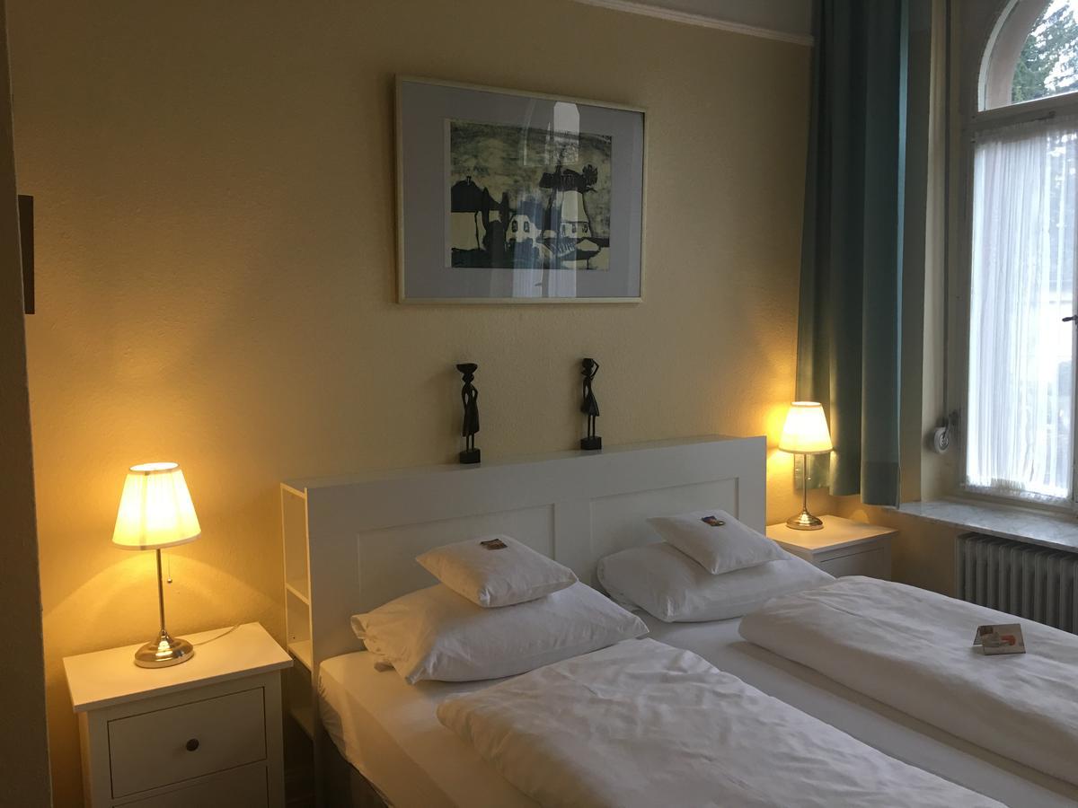 Hotel Am Hohenzollernplatz Bonn Exterior photo